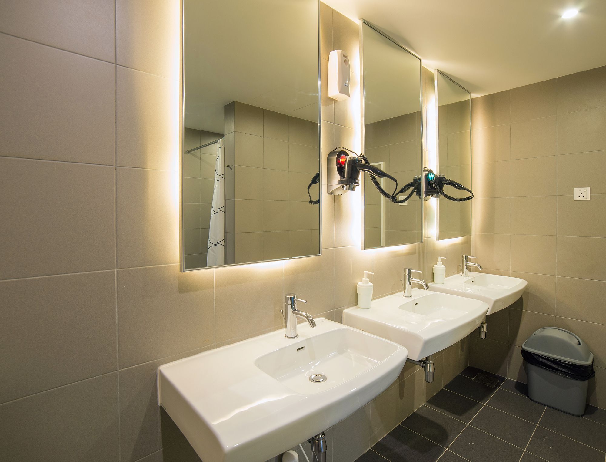 Riccarton Capsule Hotel Kuala Lumpur Exteriér fotografie